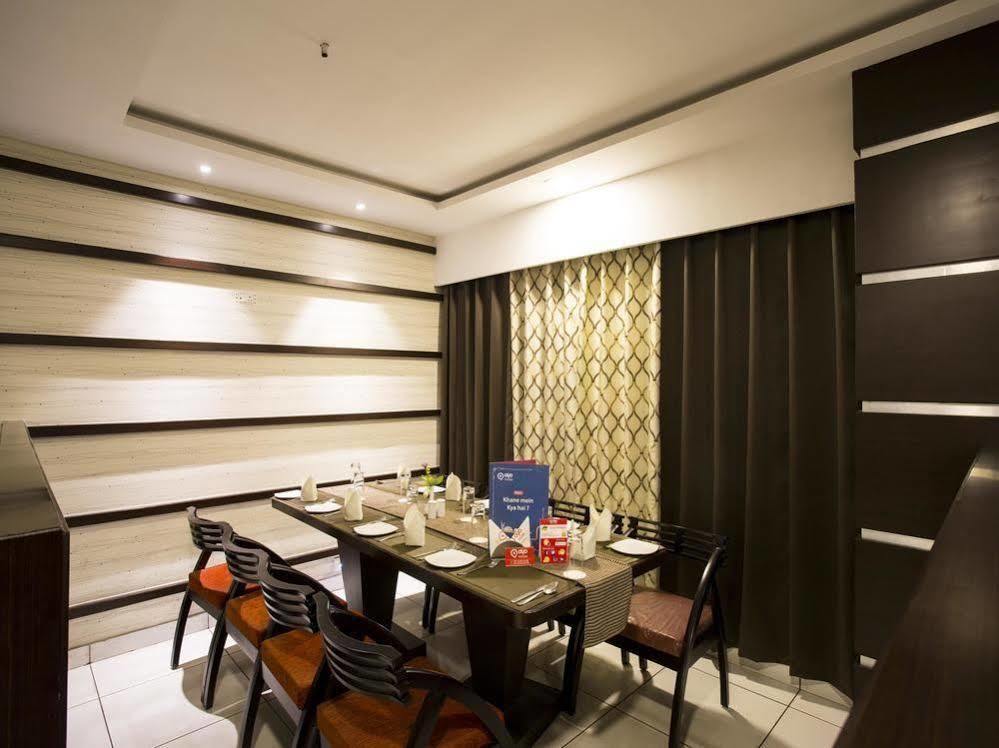 Oyo Rooms Near Cosmos Mall Силигури Экстерьер фото